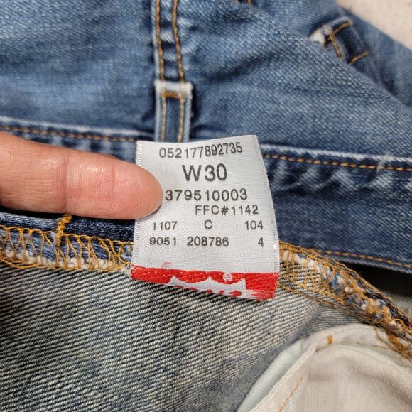 LEVI'S 501 WOMEN'S CUTOFF DENIM SHORTS, SIZE 30 - Picture 9 of 9